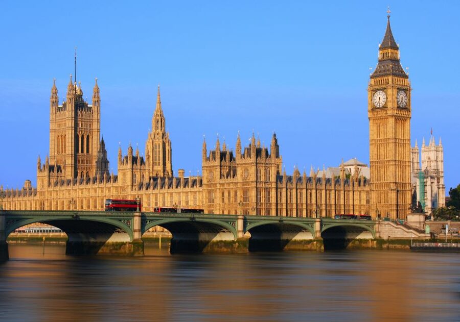 London: Royal London Tour - Royal Albert Hall and the Albert Memorial