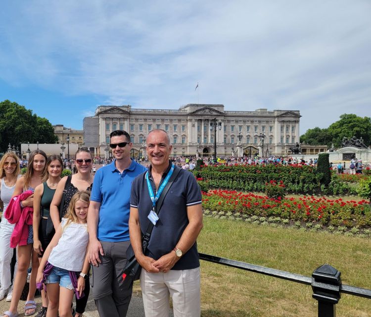 London: Royal Walking Tour and Buckingham Palace Audio Tour - Why this royal walking tour works