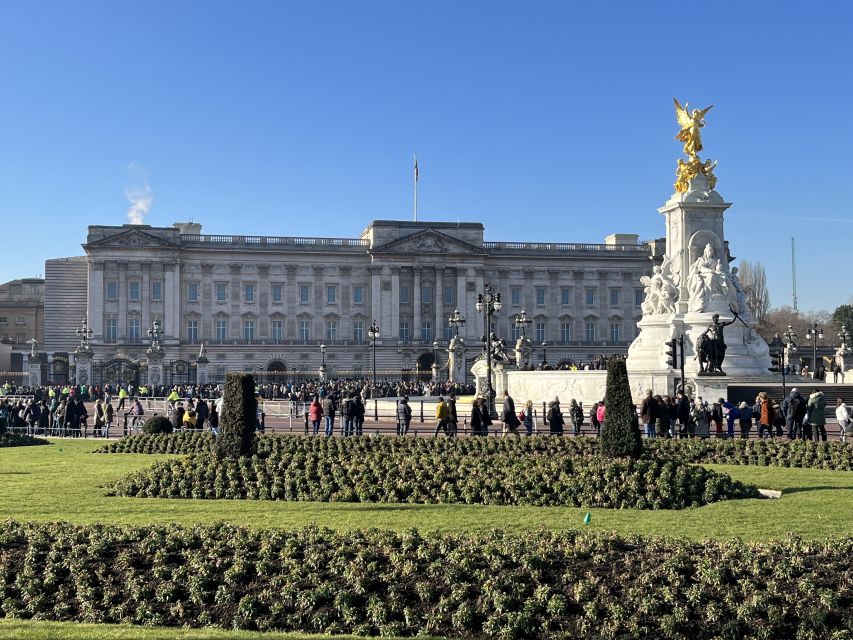 London’s Royal Family and Changing of the Guard Tour - Key points to know before booking