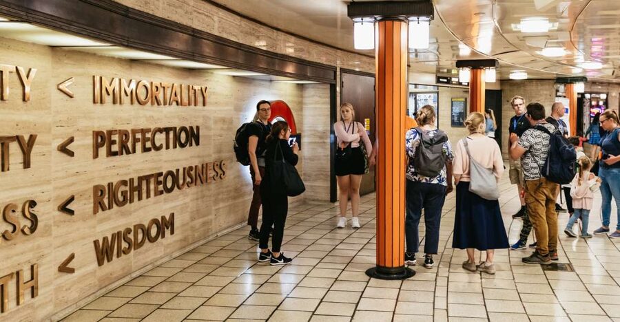 London: Secrets of the London Underground Walking Tour - Riding the Tube as part of the tour