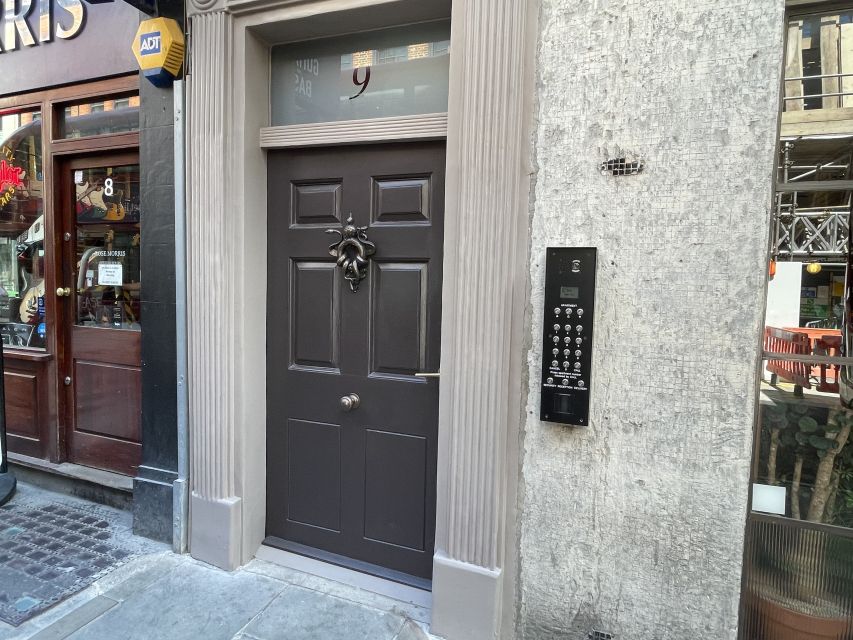 London: Sex Pistols and Punk Music Walking Tour - What the two-hour format means
