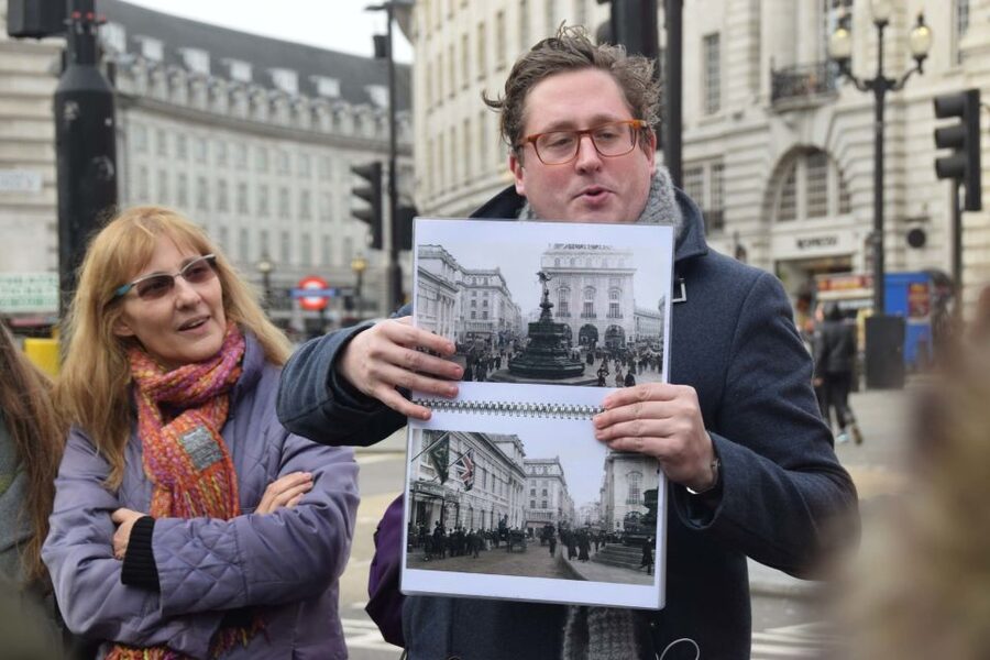 London: Sherlock Holmes-Themed Walking Tour - What the guides add to the experience