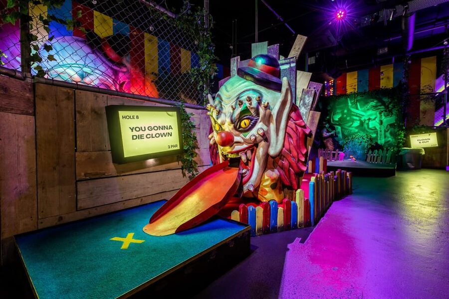 London: Shoreditch Junkyard Golf Tickets for 9 or 18 Holes - Music, bars, and the social side