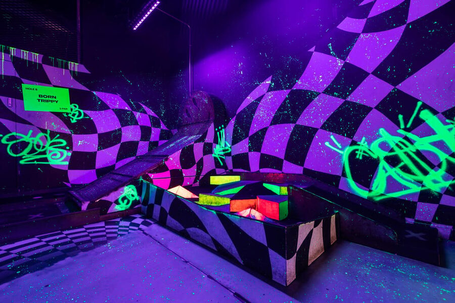 London: Shoreditch Junkyard Golf Tickets for 9 or 18 Holes - Who will enjoy this most