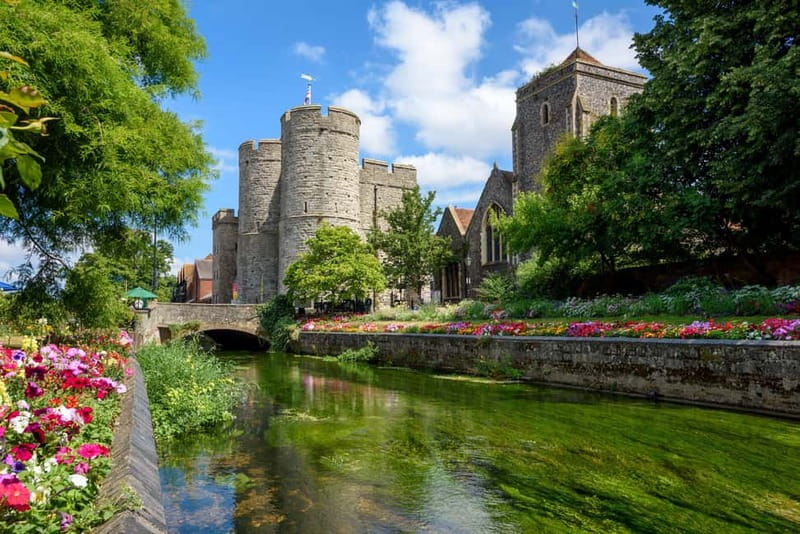 London: Small Group Canterbury, Dover & Kent Villages Tour - Chilham: a 30-minute village pause