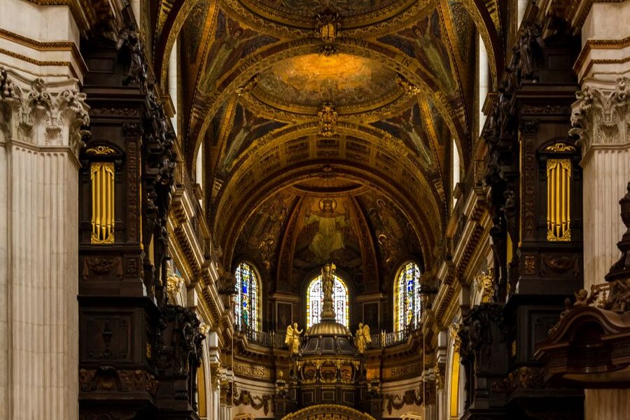 London: St Paul's Cathedral Entry Ticket - Choosing the free guided tour
