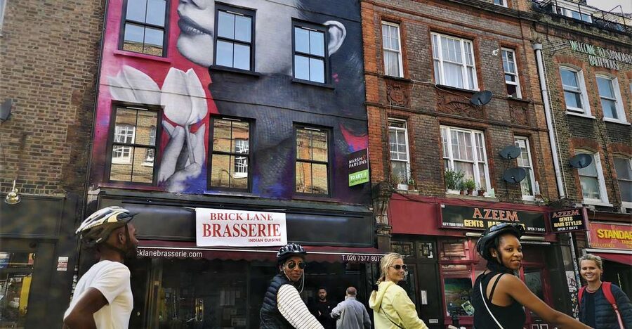 London: Street Art Bike Tour - Why a bicycle works so well in East London