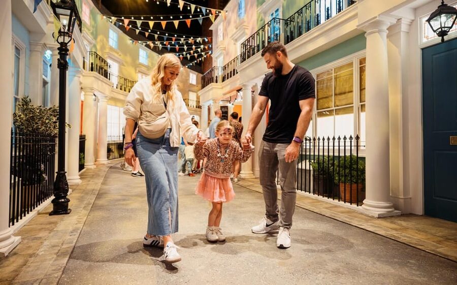 London: The Paddington Bear™ Experience Entry Ticket - A theatrical trip through London
