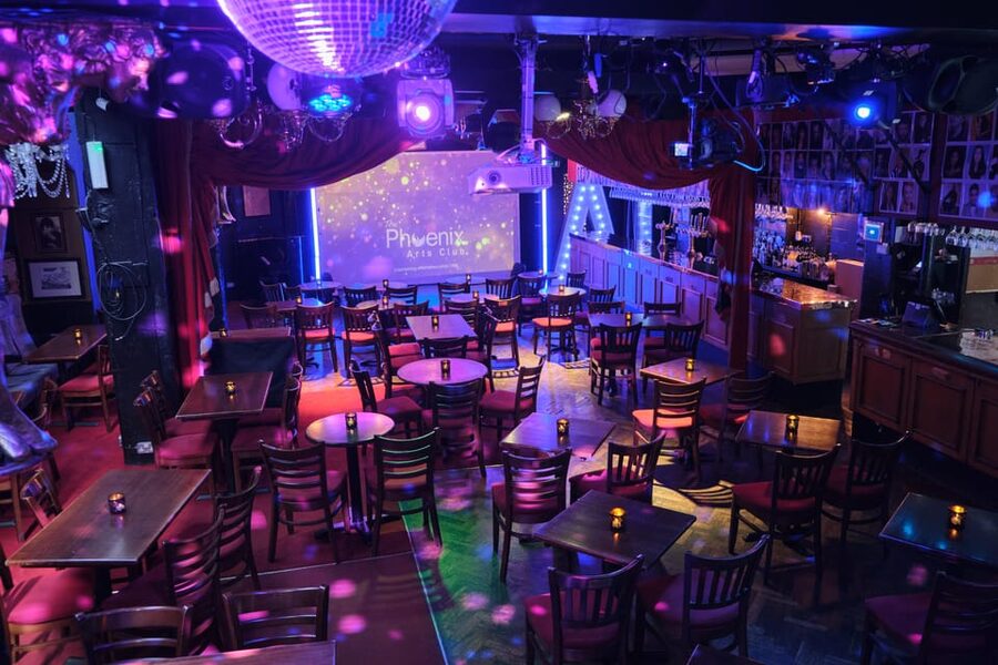 London: The Saturday Supershow Cabaret at Phoenix Arts Club - What the Saturday Supershow is really like