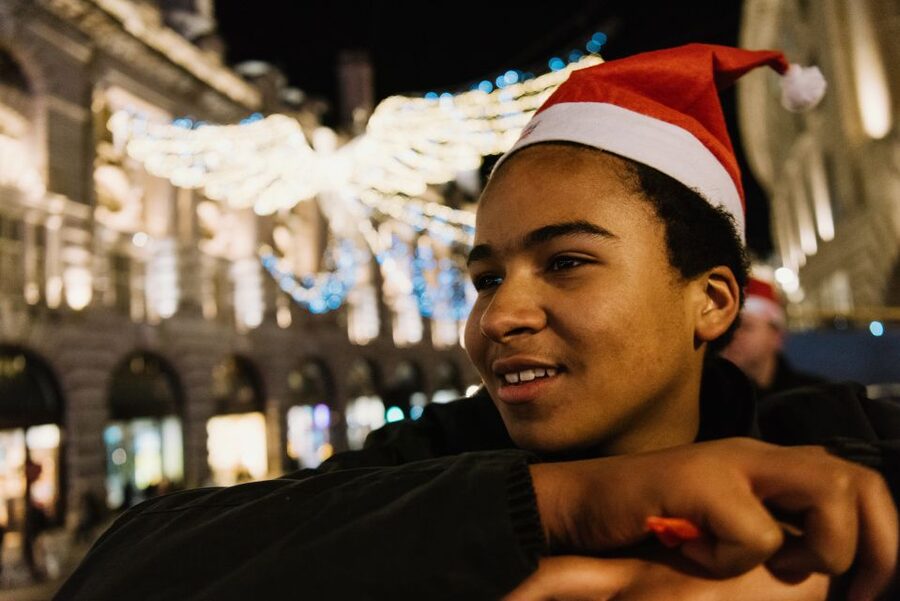 London: Tootbus Christmas Lights Tour incl walking tours - Starting at 1 Coventry Street near Piccadilly Circus