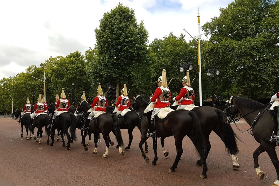 London: Top 30 Sights Walking Tour and Tower Bridge Exhibit - Is $87 a fair price?