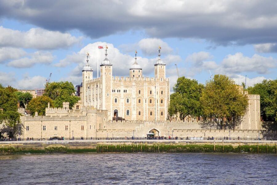 London: Tower, Cruise, & Harrods Tea Full-Day Experience - Practical timing and booking advice
