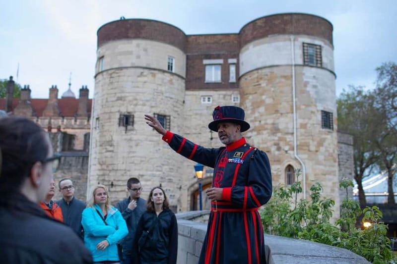 London: Tower of London After Hours Tour and Key Ceremony - Lions, elephants, and the Tower’s unusual residents