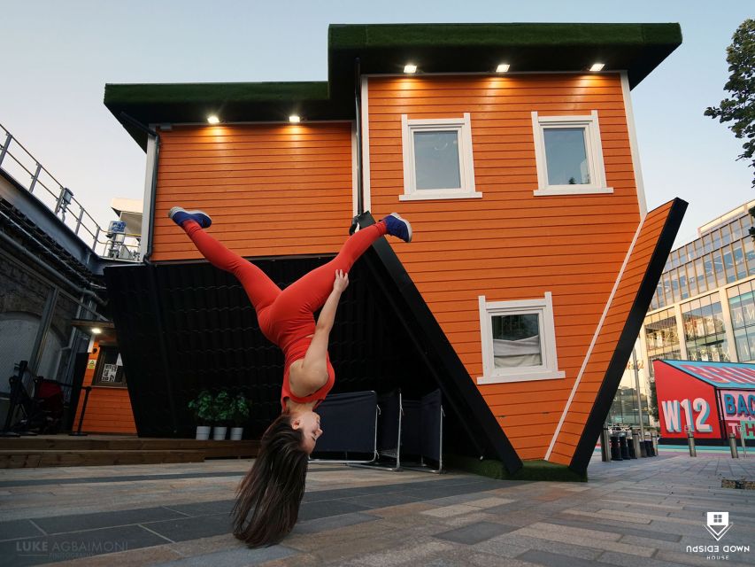 London: Upside Down House Westfield White City Entry Ticket - Walking through the upside-down rooms