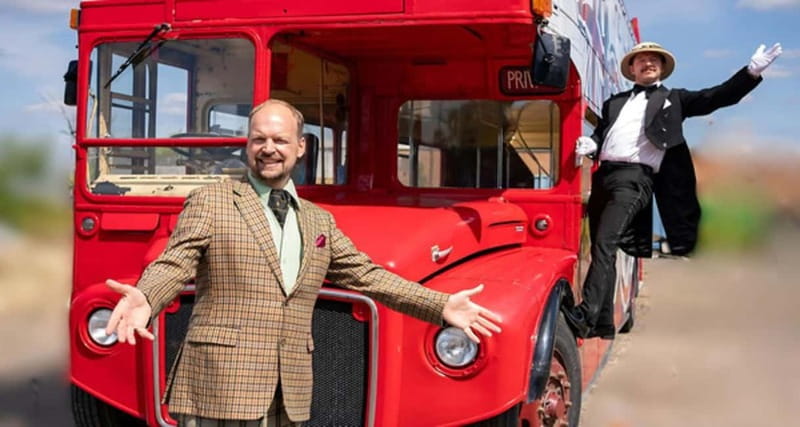 London Vintage Bus Tour: Live Comedy Sightseeing Show - What the 75-minute route gives you