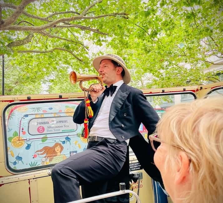 London Vintage Bus Tour: Live Comedy Sightseeing Show - Who should book this London bus show