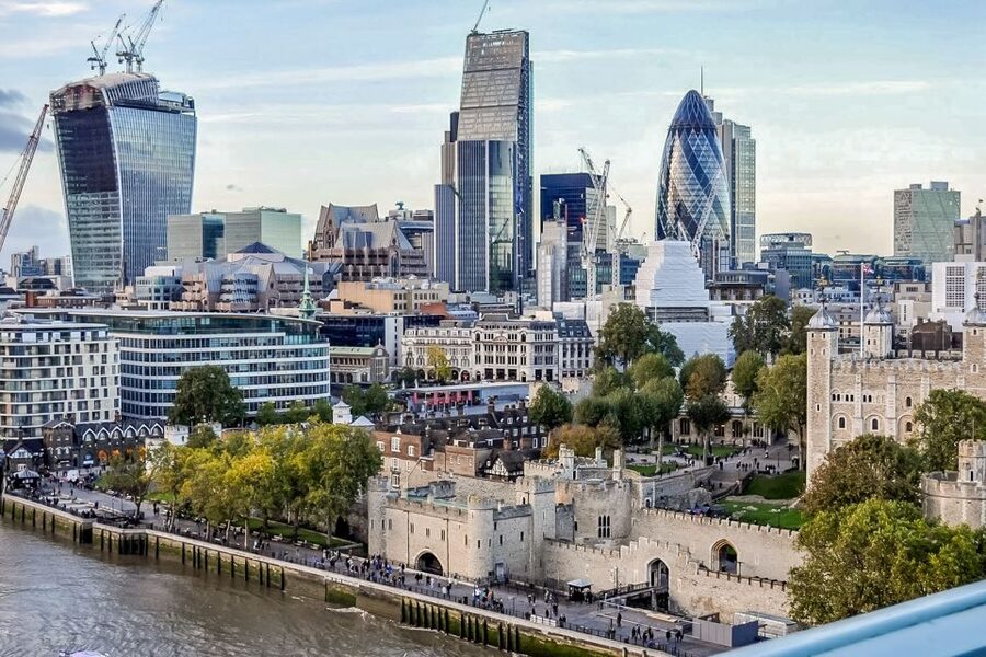 London: VIP Tower of London & Tower Bridge Early-Access Tour - Who will enjoy this London tour most?