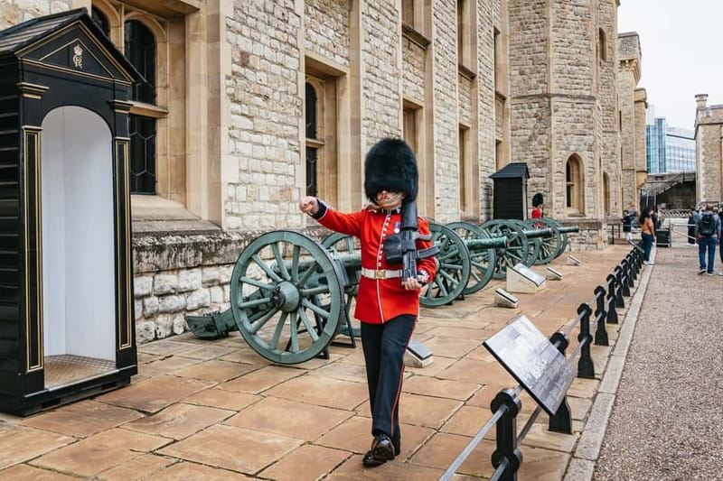 London: VIP Tower Opening Ceremony, Crown Jewels & Cruise - The Crown Jewels before the crowds
