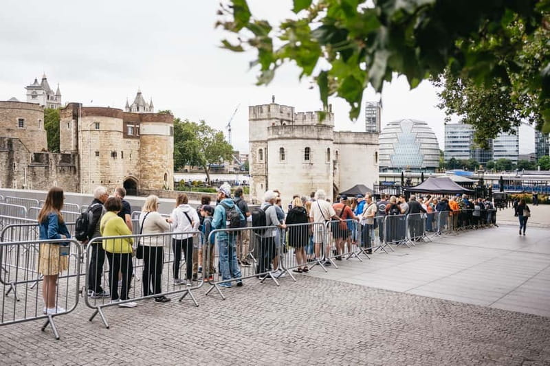 London: VIP Tower Opening Ceremony, Crown Jewels & Cruise - What the river cruise adds