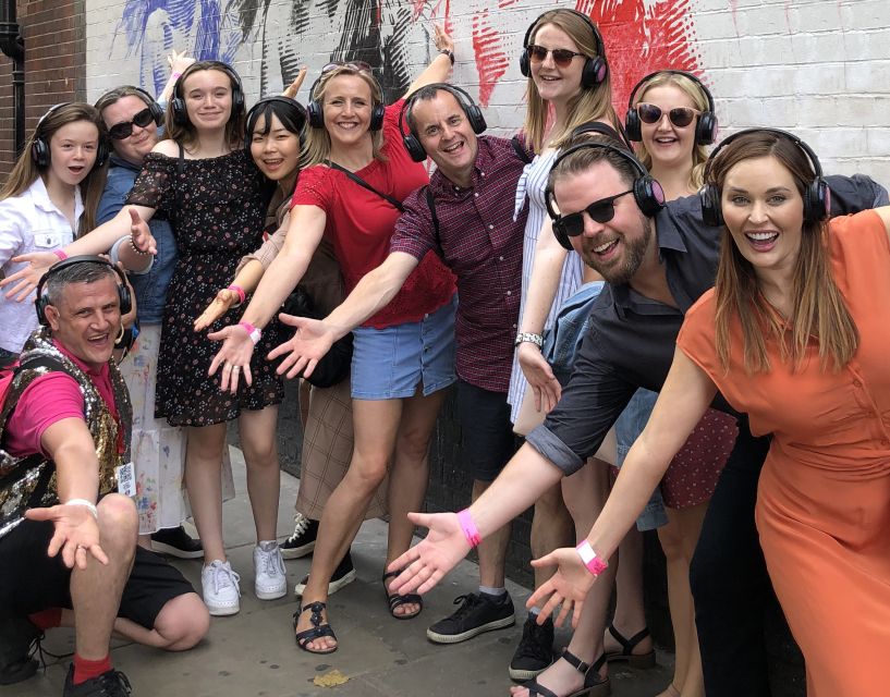 London West End Musical Silent Disco Walking Tour Top 1% - Why the silent disco format works