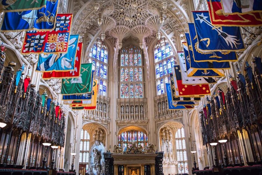 London: Westminster Abbey, Big Ben & Buckingham Guided Tour - Big Ben and Parliament Square Give You the Setting