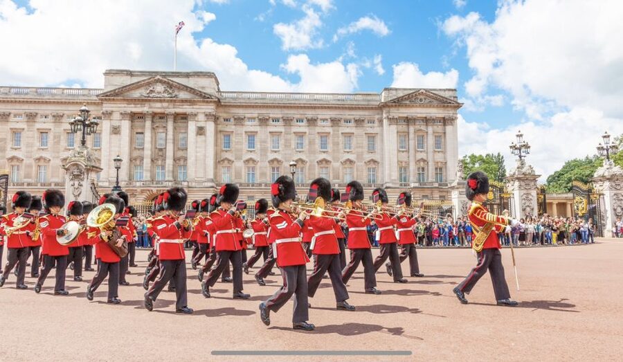 London: Westminster and Changing of the Guard Tour - Parliament Square and the corridor of power