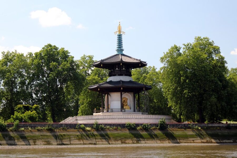 London: Westminster to Kew River Thames Cruise - Why this Thames cruise is different from a central London boat ride