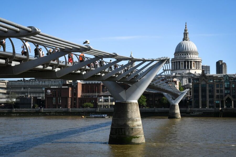 London: Westminster Walking Tour and Kensington Palace Visit - Kensington Palace requires a separate plan