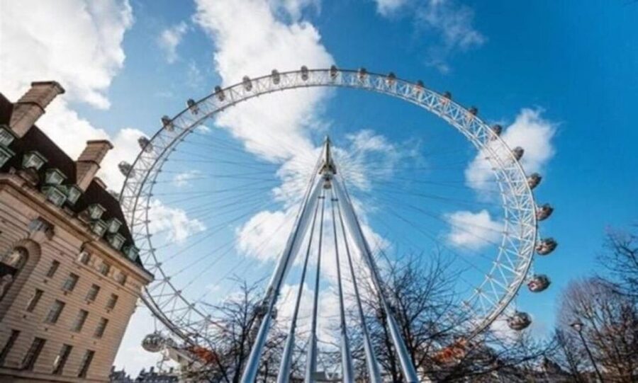 London: Westminster Walking Tour & Visit Tower Bridge - How the guide affects the experience