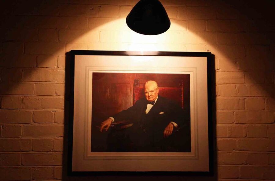 London: Westminster WW2 Tour & Churchill’s War Rooms Ticket - Walking conditions, meeting point, and access