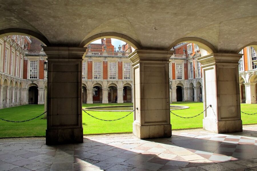 London: Windsor Castle & Henry VIII's Hampton Court Palace - Windsor Castle, royal ceremony, and a tiny house