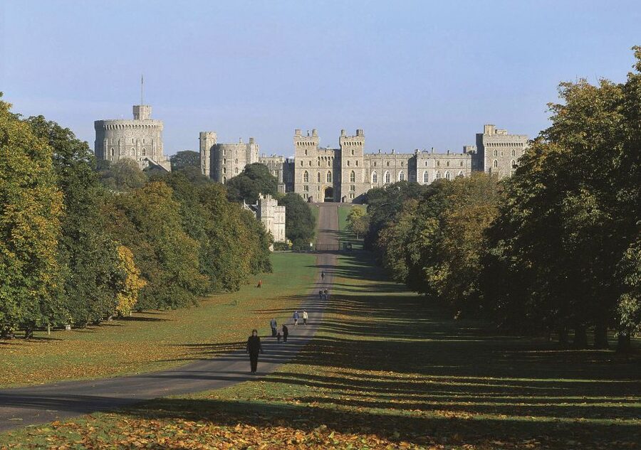 London: Windsor Castle & Henry VIII's Hampton Court Palace - Is $120 good value?