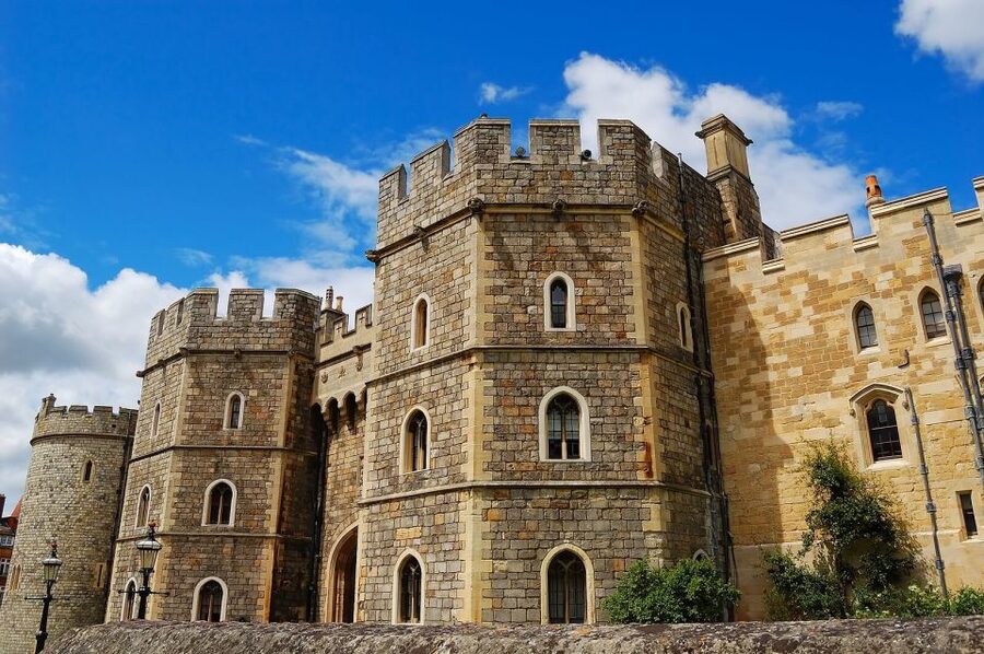 London: Windsor Castle, Stonehenge, and Bath Day Trip - Who should book this day trip?