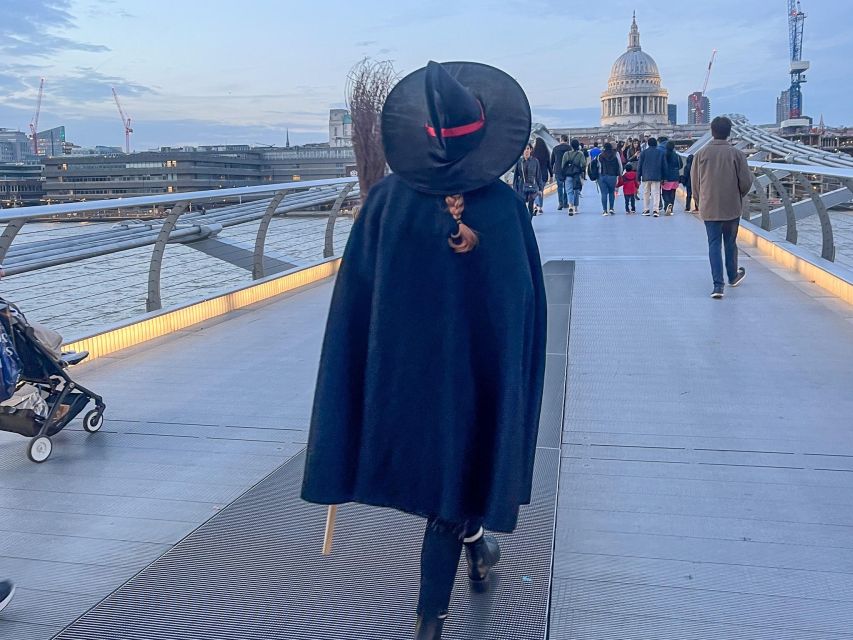 London: Witches and History Bankside Walking Tour - The Golden Hinde and Winchester Palace