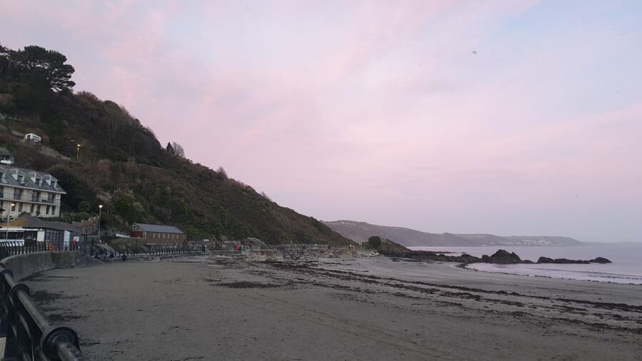 Looe: Beyond Paradise TV Locations Tour - Looe’s back streets and medieval details