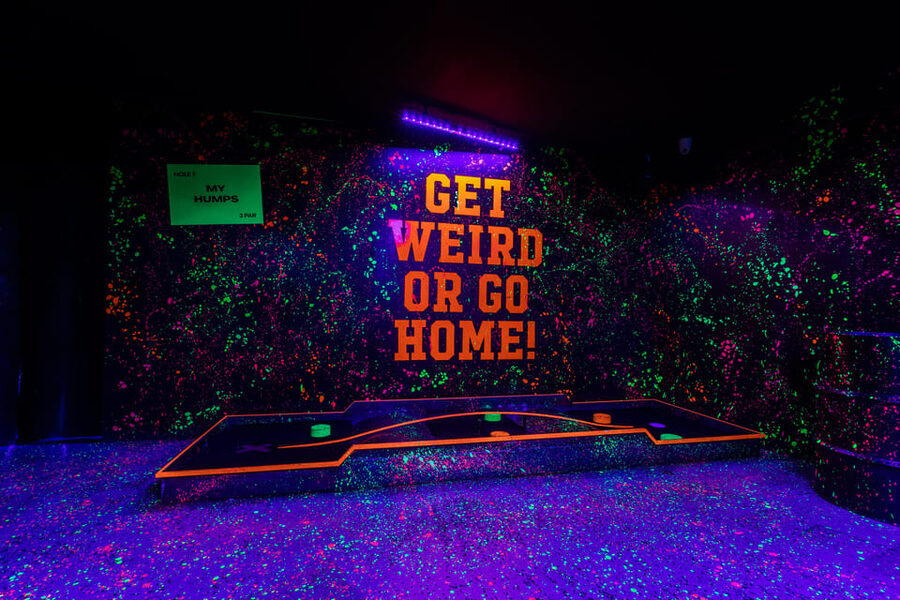 Manchester: Junkyard Golf Club Tickets for 9 or 18 Holes - Junkyard Golf on First Street, Just Off Deansgate