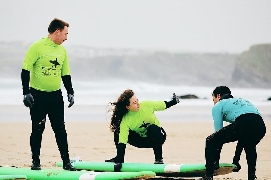 Newquay: 2 hour Surf Experience - For Beginners/Improvers - Timing, tides, and the season