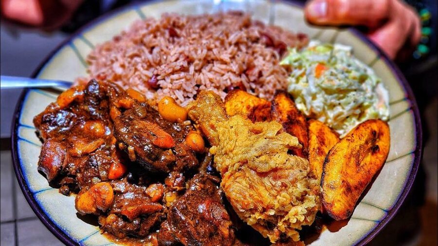 Obi's African & Caribbean Food Tour in Brixton - Street art and the creative side of Brixton