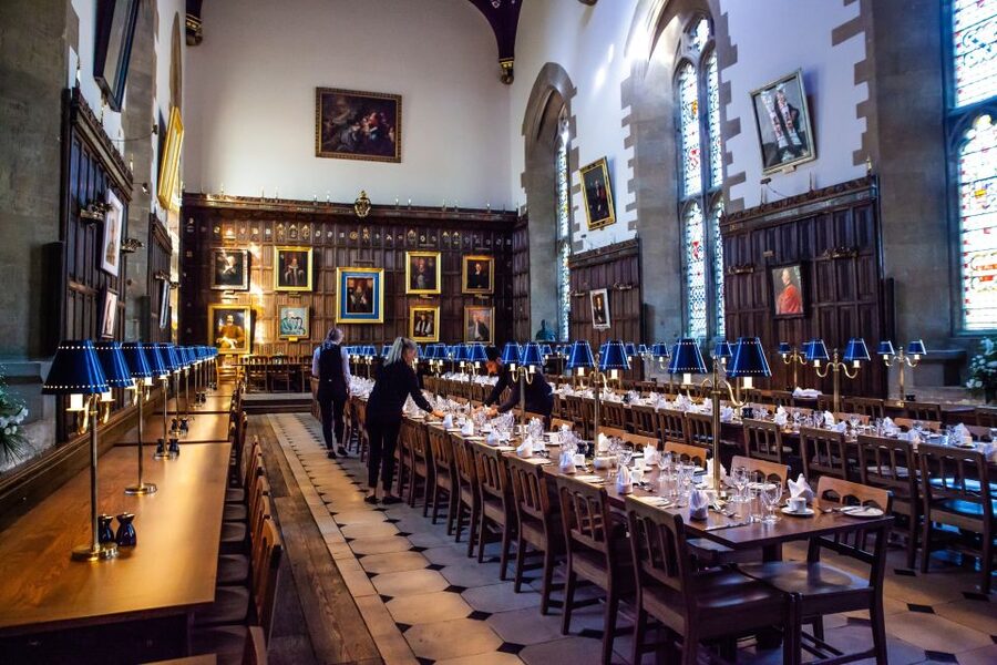 Oxford: 3-Hour Private Tour with Student Guide - Christ Church grounds and Oxford’s main sights