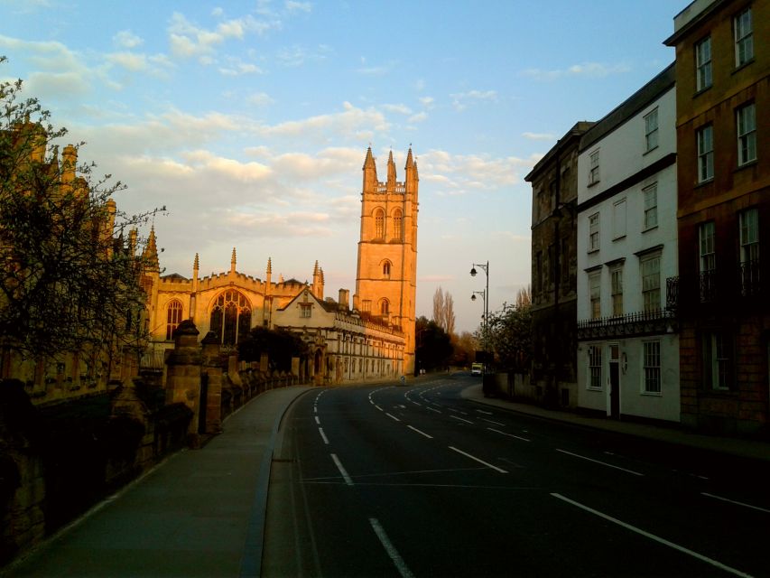 Oxford: C.S. Lewis & J.R.R. Tolkien Guided Walking Tour - University Church and the Oxford Martyrs