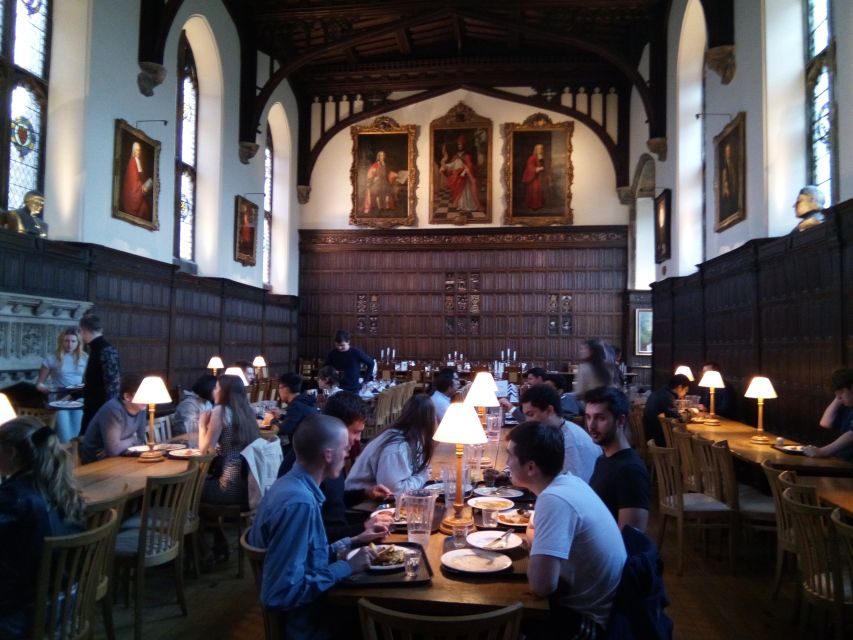 Oxford: C.S. Lewis & J.R.R. Tolkien Guided Walking Tour - The guides make the biggest difference