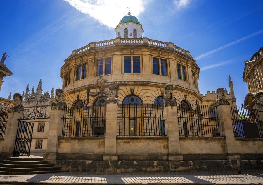 Oxford: City and Universities Express Tour & Audio Guide - Practical details that affect your day