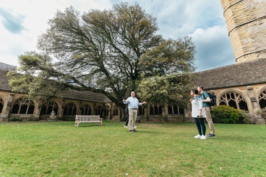 Oxford: City and University Tour, including college entry - Student life, famous names, and town and gown conflict