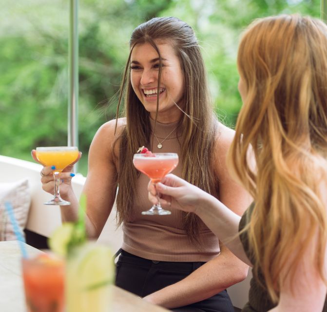 Oxford: Evening Sightseeing River Cruise with a Cocktail - Key points to know before booking