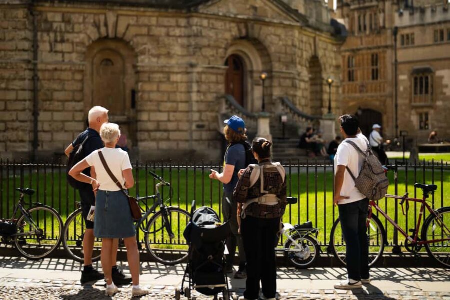 Oxford: Harry Potter Film Tour Led by University Alumni - Is $40.40 a fair price?