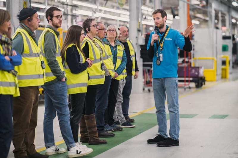 Oxford: MINI Factory Tour – Go Behind the Scenes - From British car history to electric MINI production
