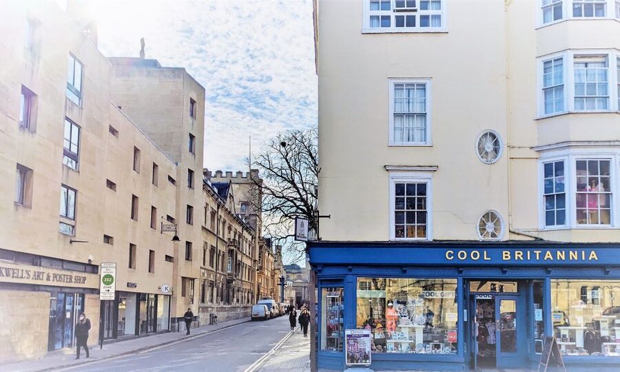 Oxford: Official University and City Walking Tour - What the guiding is really worth