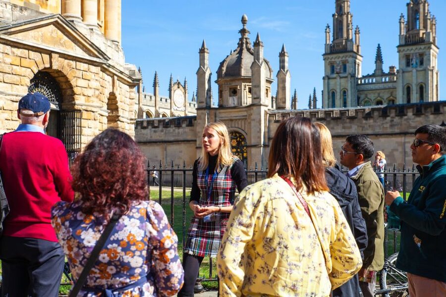 Oxford: Private Walking Tour with University Alumni Guide - Oxford’s Martyrs and the City’s Religious Past
