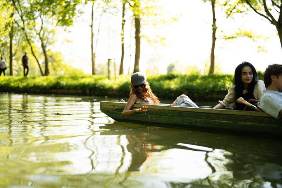 Oxford: Punting Tour on the River Cherwell - Comfort, weather, and practical details