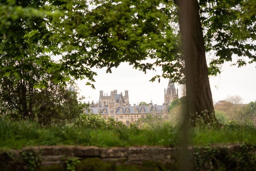 Oxford: Sightseeing River Cruise with Afternoon Tea - A guide-led cruise, not a recorded ride
